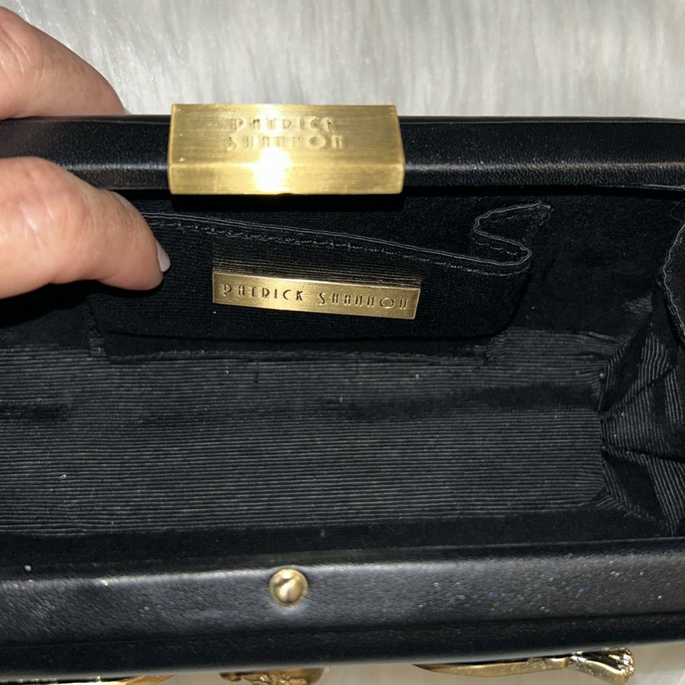 🦅NWOT Patrick Shannon🦅Black Leather🦅Gold Eagle Crossbopdy/ Clutch Purse🦅 - Picture 10 of 13